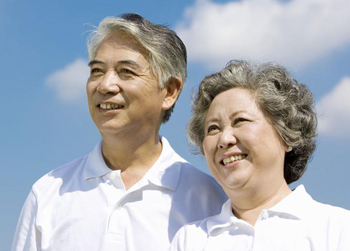 補鈣--讓老人“夕陽更紅”